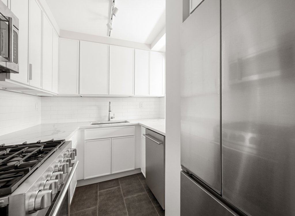 555 Main Street, Unit 1408 photo 7