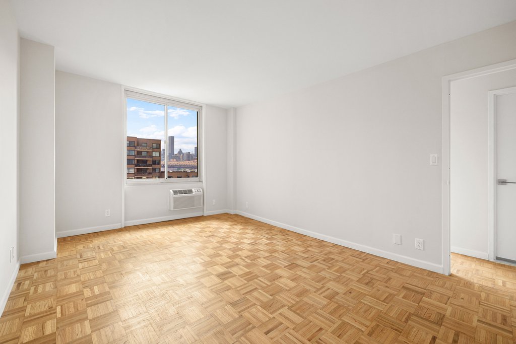 555 Main Street, Unit 1408 photo 10
