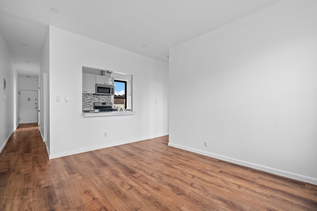 345 Bedford Avenue, Unit F4 photo 8