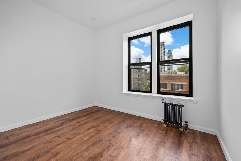 345 Bedford Avenue, Unit F4 photo 9