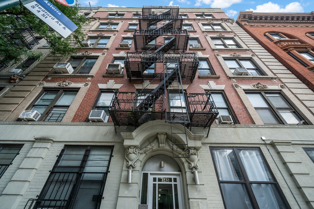 345 Bedford Avenue, Unit F4 photo 14