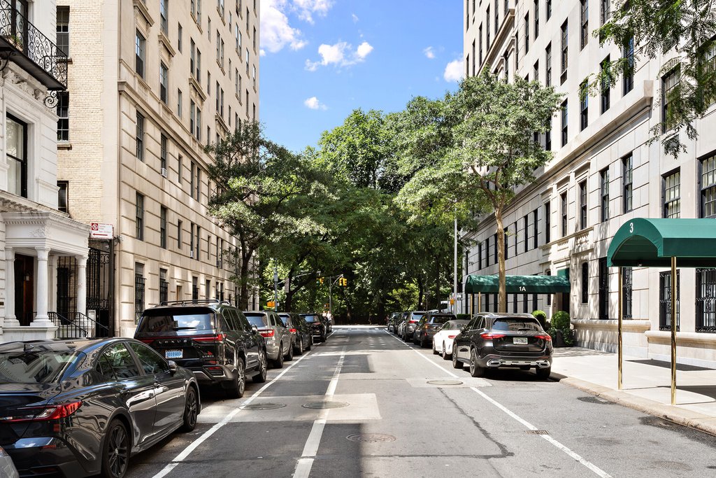 9 East 77th Street – For Sale photo 12