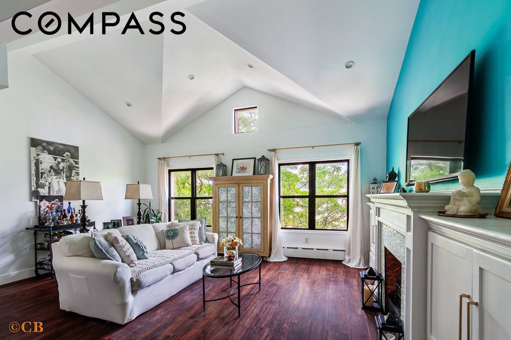1294 Saint Marks Avenue, Unit 3