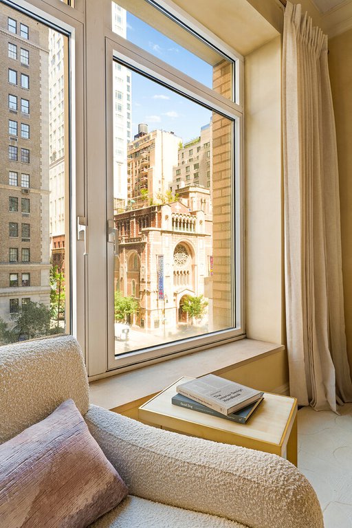 515 Park Avenue, Unit 4B photo 23