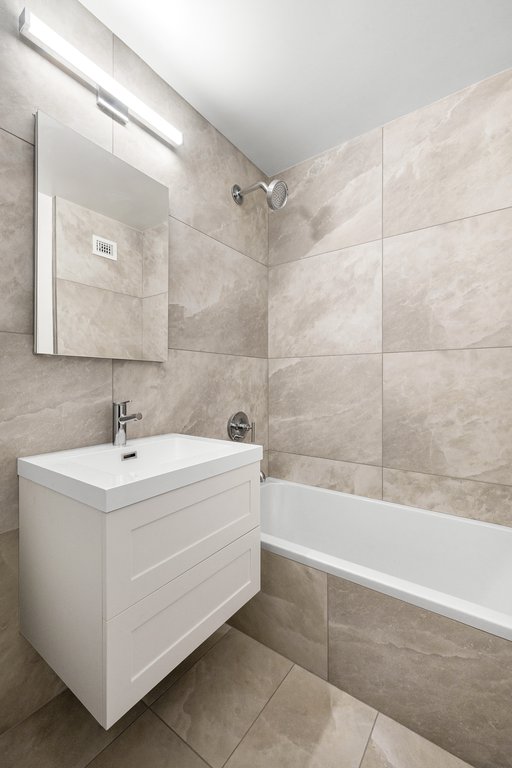 555 Main Street, Unit 801 photo 8