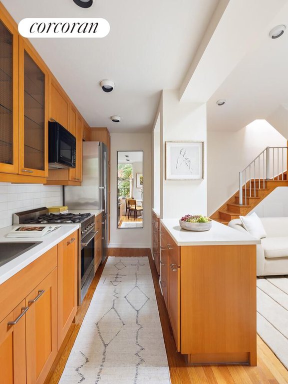 136 Pacific Street, Unit 3/4 photo 3