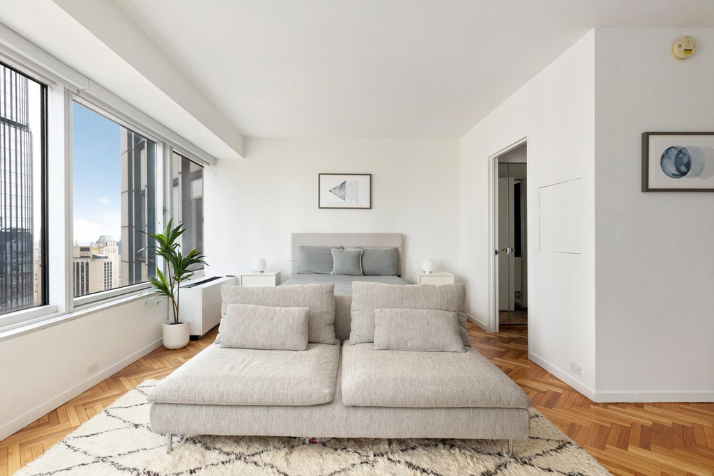 150 West 56th Street, Unit 4606 photo 4