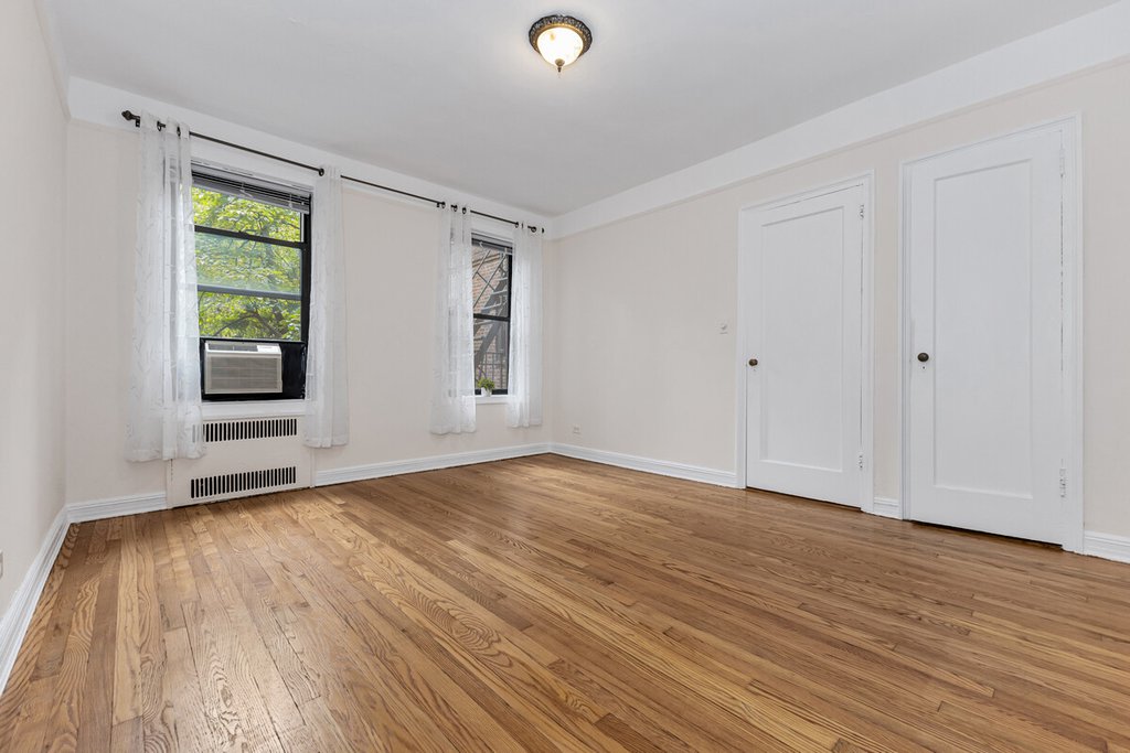 83-80 118th Street, Unit 2M photo 5