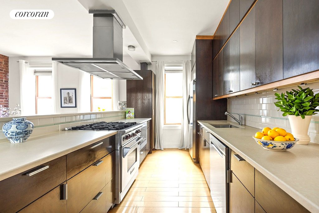 125 Eastern Parkway, Unit 4F photo 3