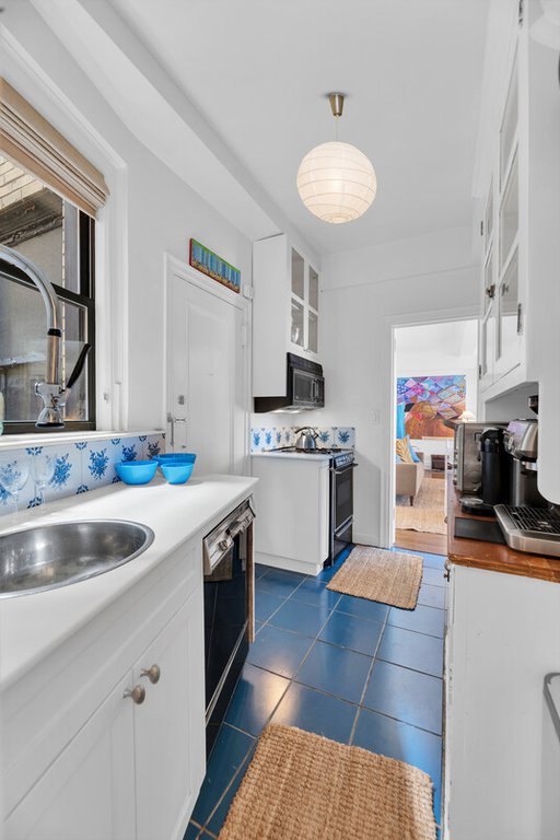 175 East 79th Street, Unit 12D photo 4