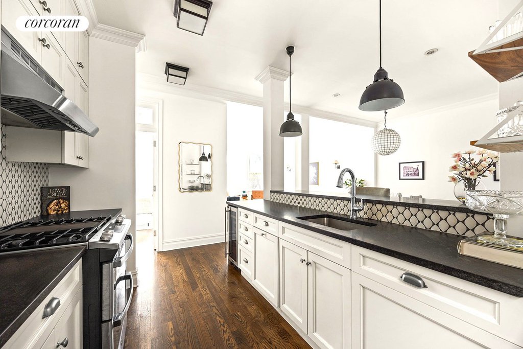 255 Eastern Parkway, Unit A6 photo 7