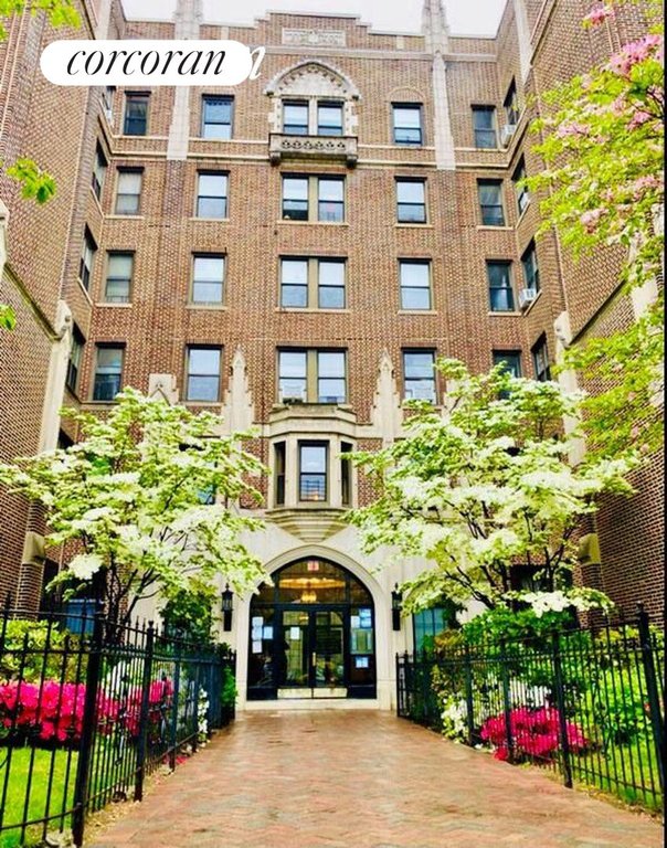 255 Eastern Parkway, Unit A6 photo 18