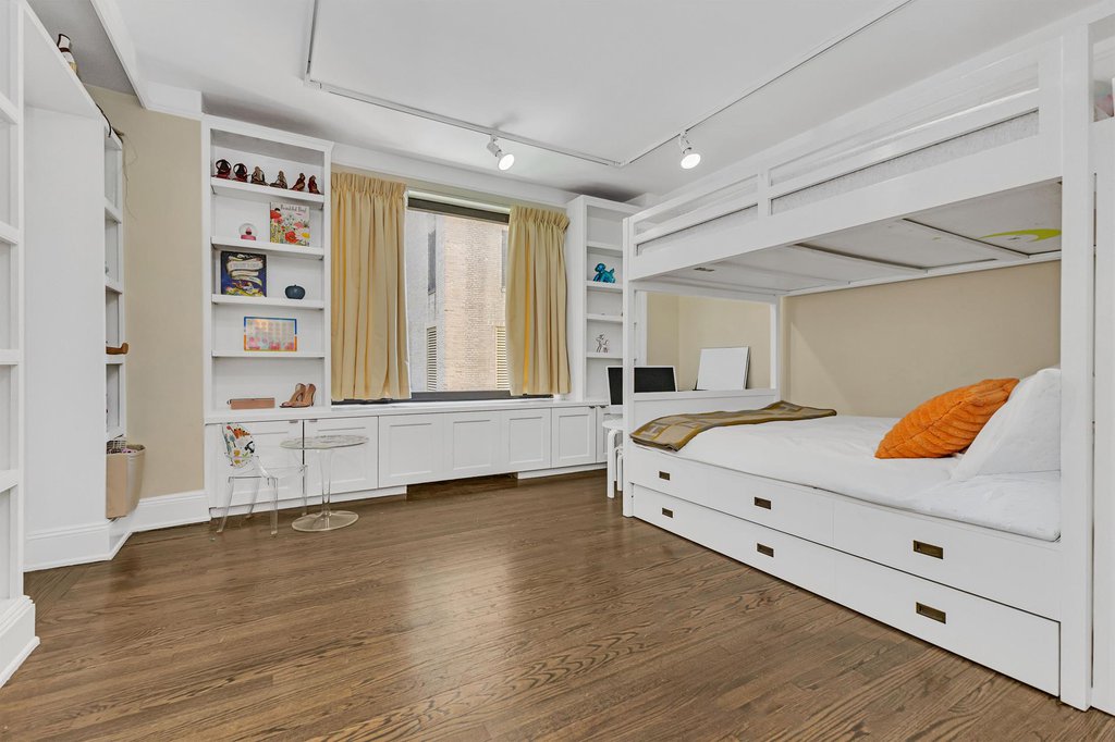 50 East 72nd Street, Unit 7B photo 6