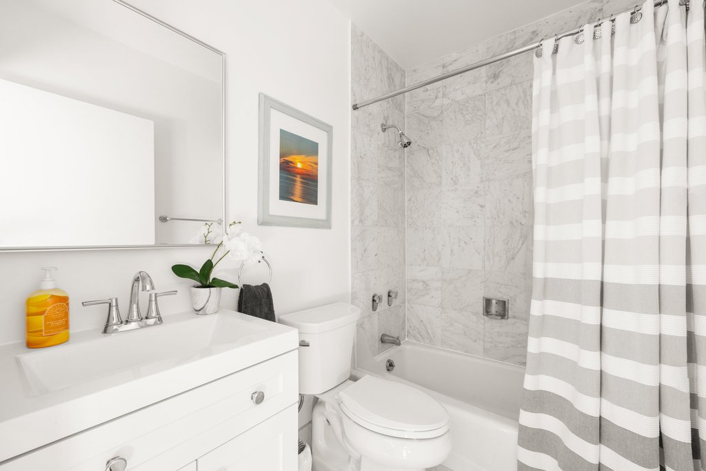 515 East 79th Street, Unit 4E photo 8