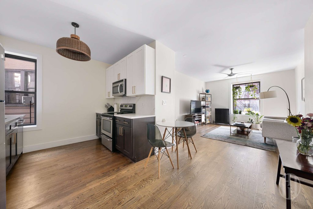 41 Clarkson Avenue, Unit 2F photo 2