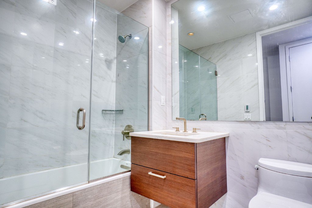 11-35 45th Avenue, Unit 3H photo 5