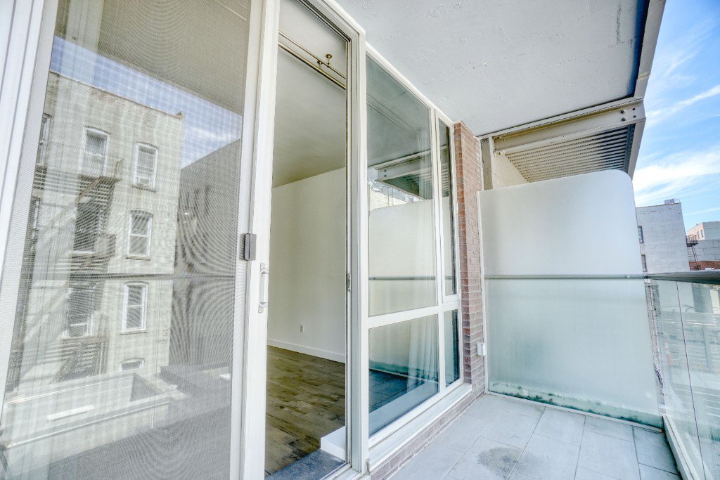11-35 45th Avenue, Unit 3H photo 11