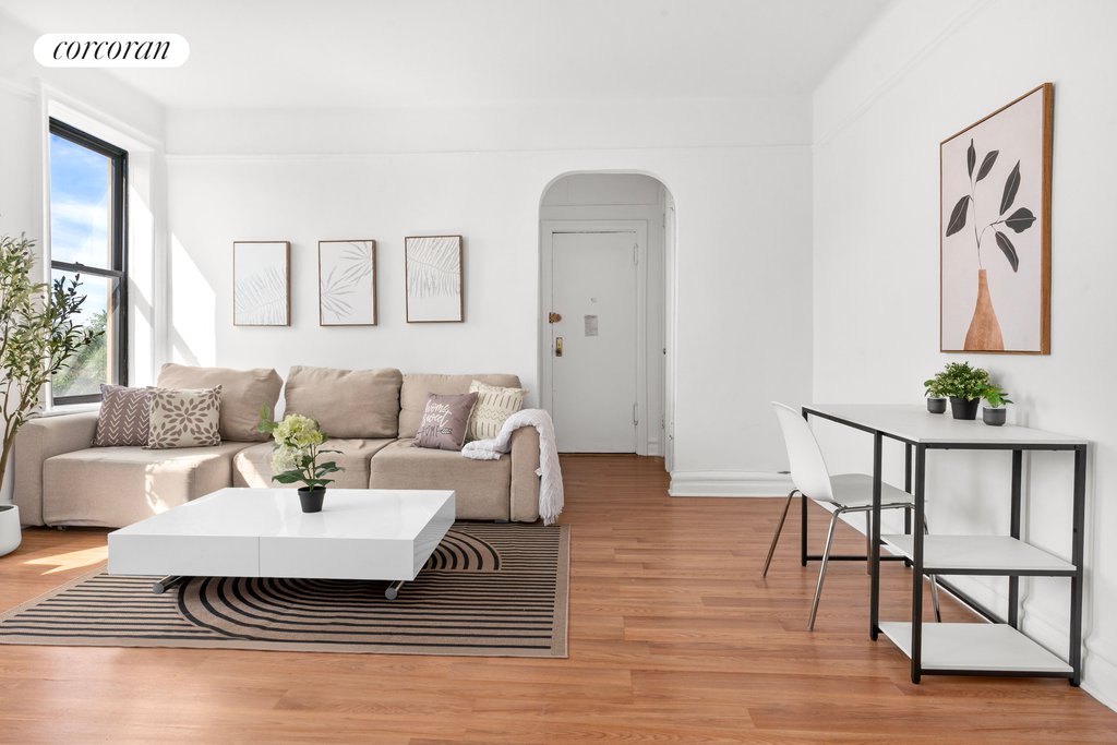 80 Winthrop Street, Unit J5