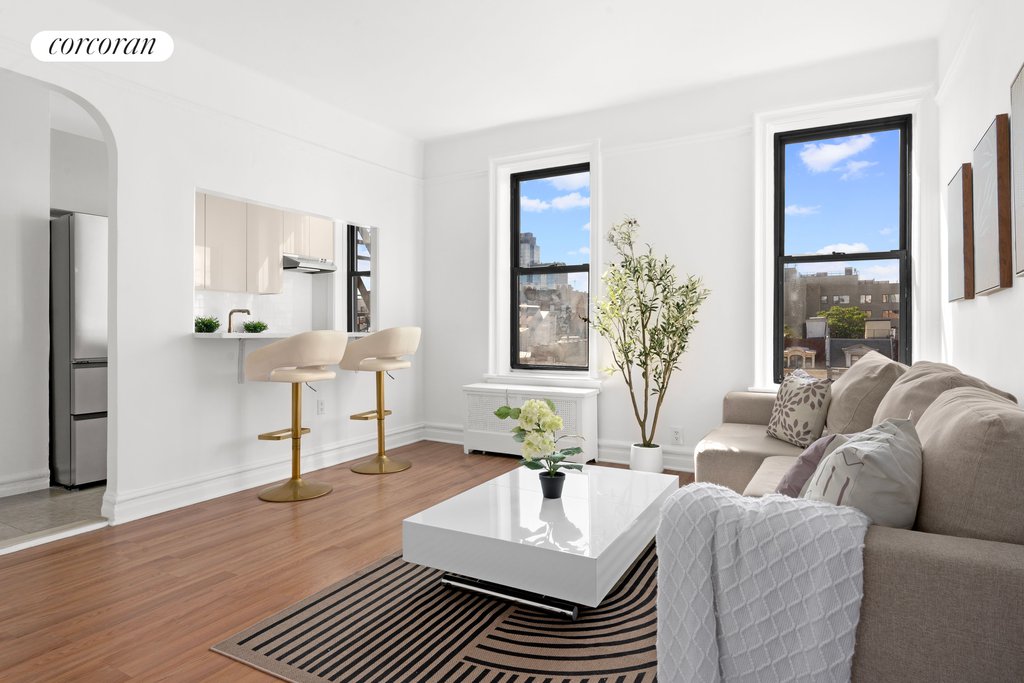 80 Winthrop Street, Unit J5 photo 2
