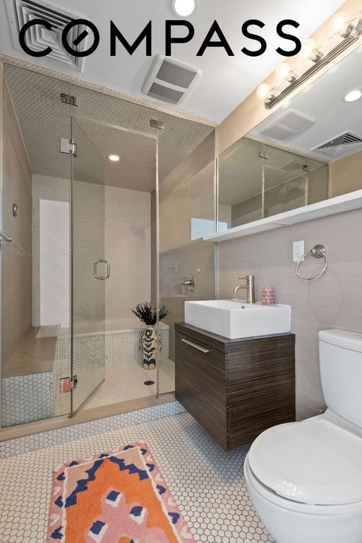 179 Woodpoint Road, Unit 4A photo 7