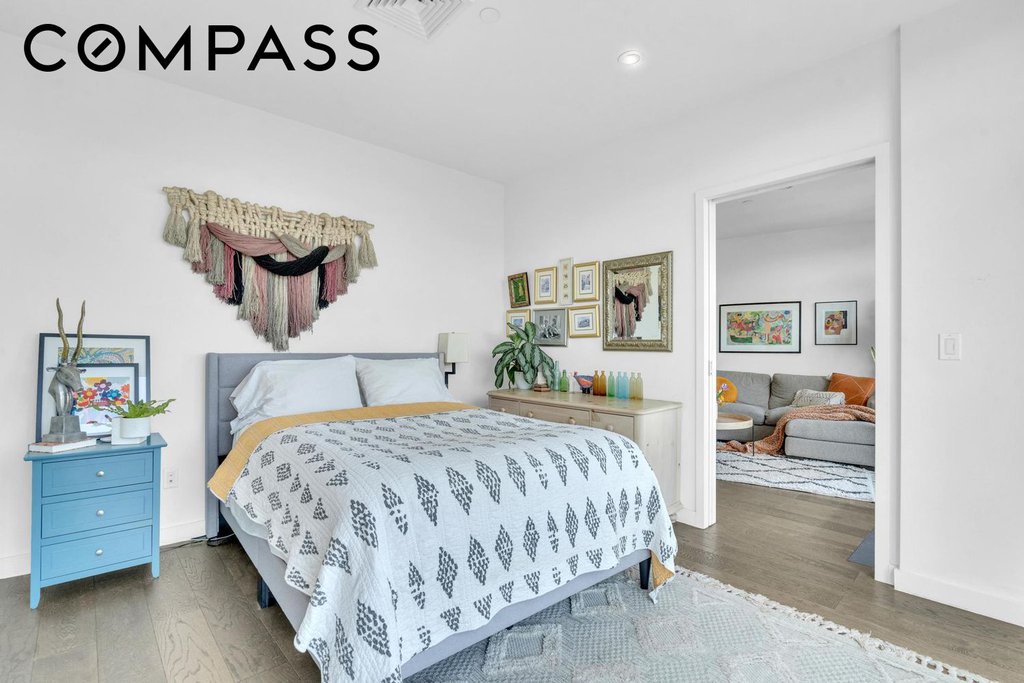 179 Woodpoint Road, Unit 4A photo 9