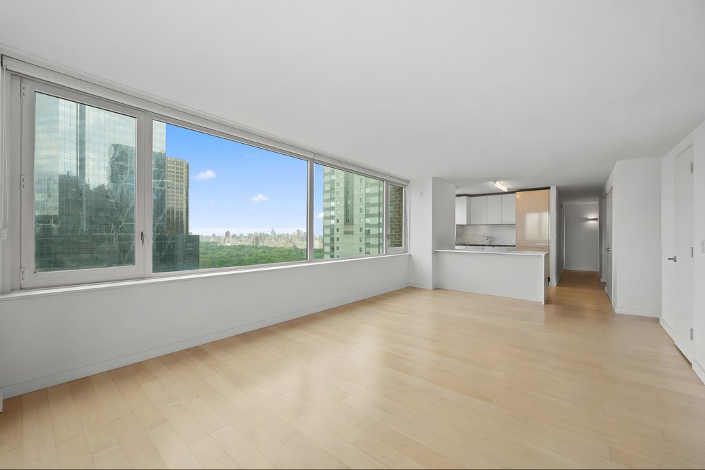 322 West 57th Street, Unit 45H photo 4