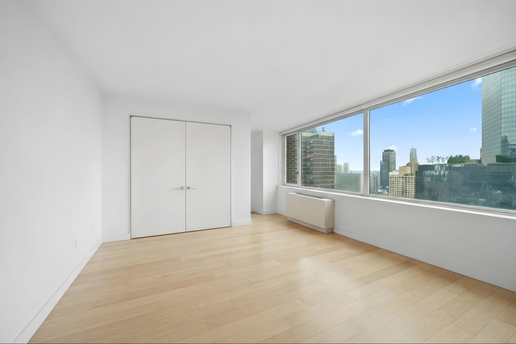 322 West 57th Street, Unit 45H photo 10
