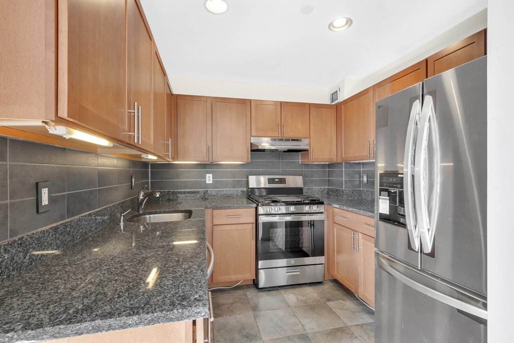 41-02 Queens Boulevard, Unit 5E photo 2