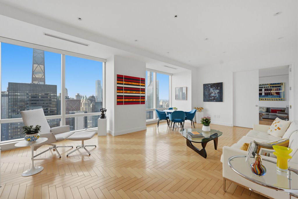 845 United Nations Plaza, Unit 61D photo 2