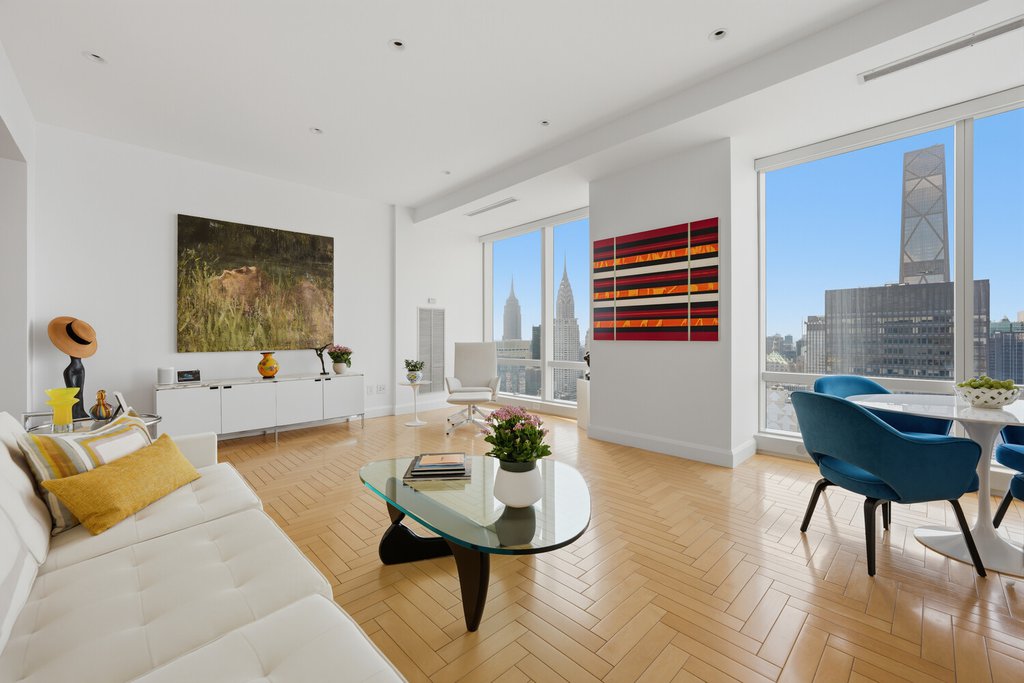 845 United Nations Plaza, Unit 61D photo 5
