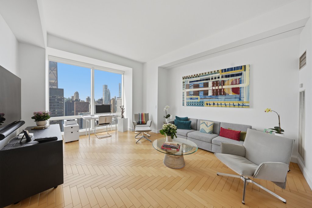 845 United Nations Plaza, Unit 61D photo 32