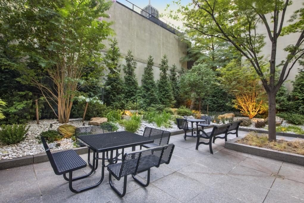 845 United Nations Plaza, Unit 61D photo 41
