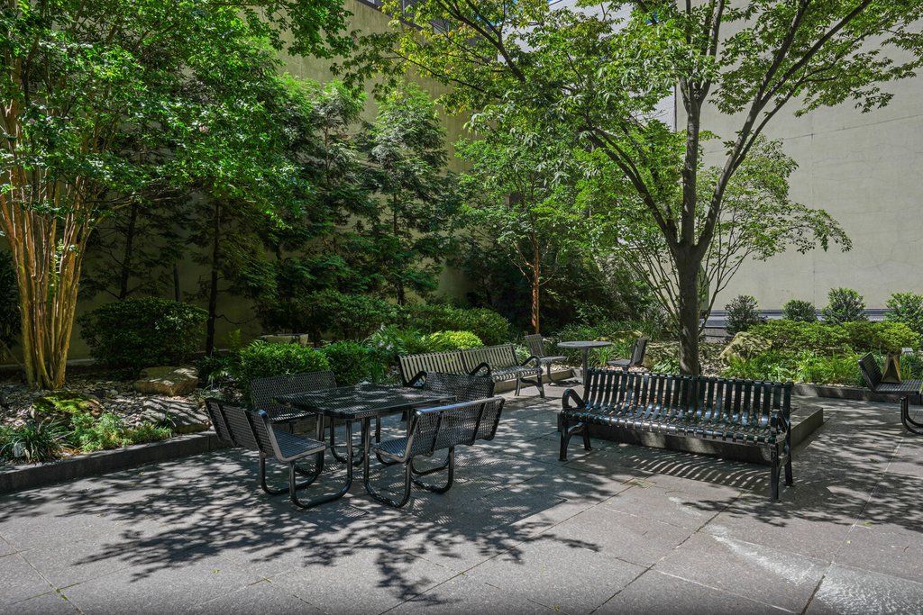 845 United Nations Plaza, Unit 61D photo 45