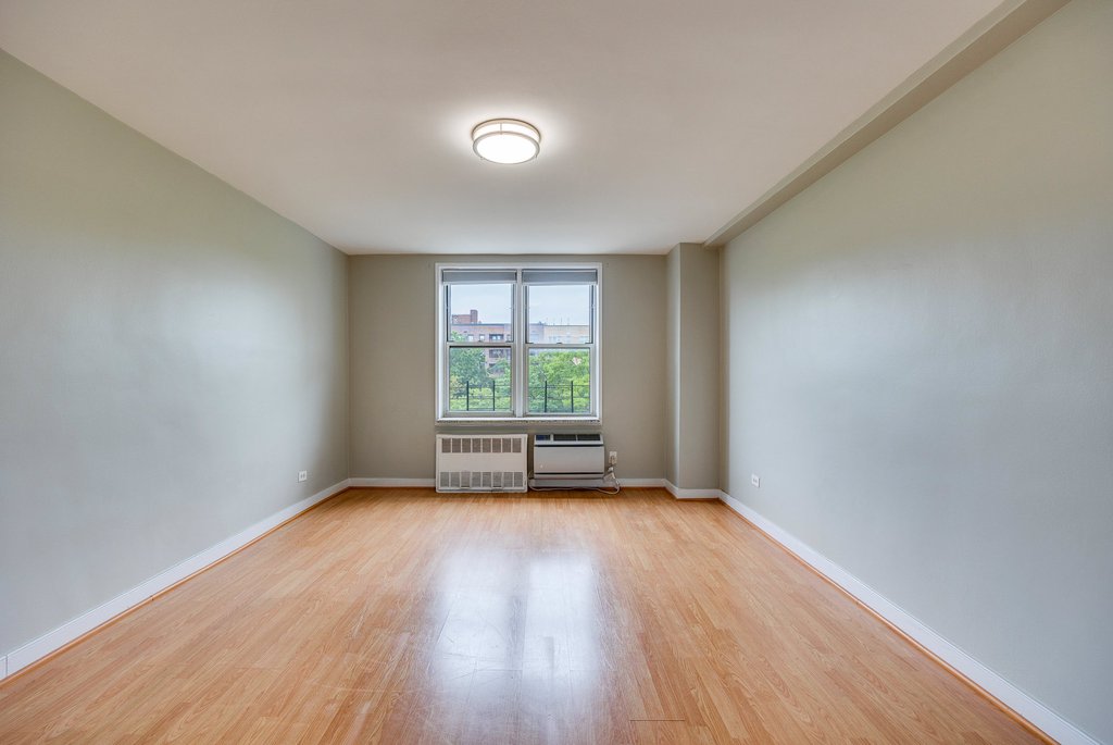 525 Ocean Parkway, Unit 4J photo 9