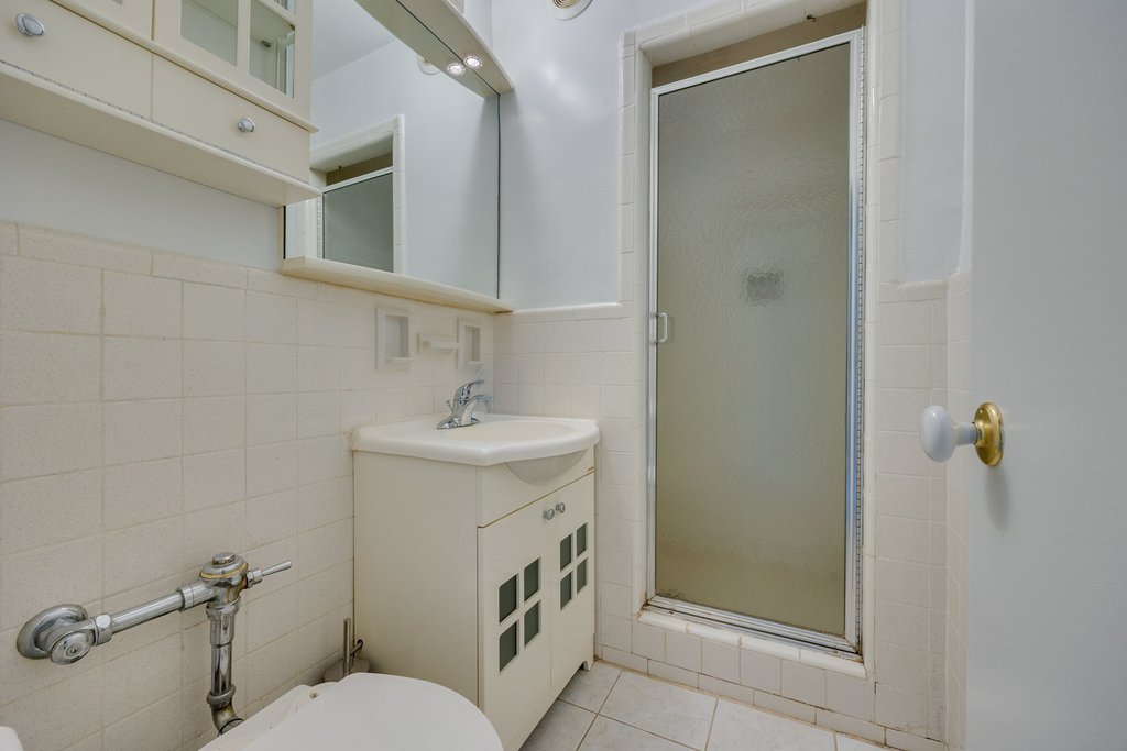 525 Ocean Parkway, Unit 4J photo 18