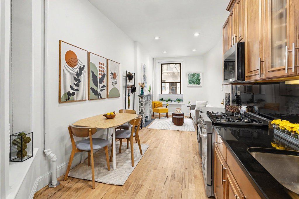 514 East 82nd Street, Unit 1W photo 2