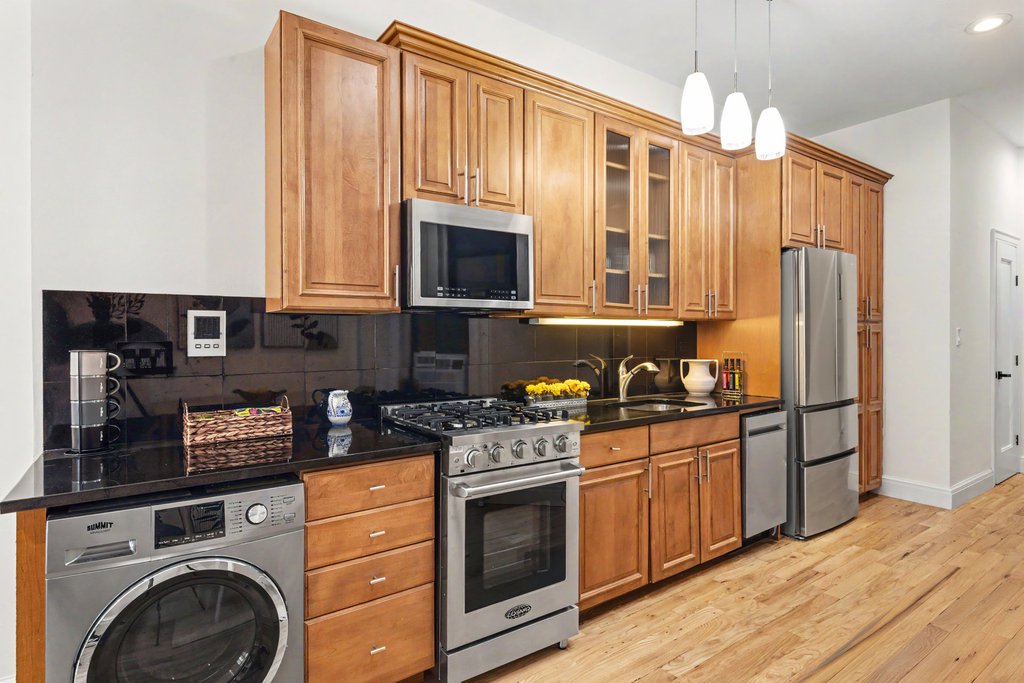514 East 82nd Street, Unit 1W photo 3