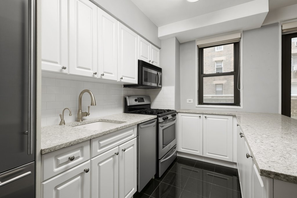 116 Central Park South, Unit 3F photo 5