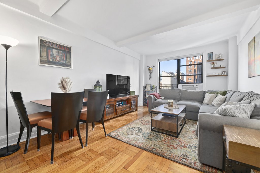 235 West 102nd Street, Unit 8O
