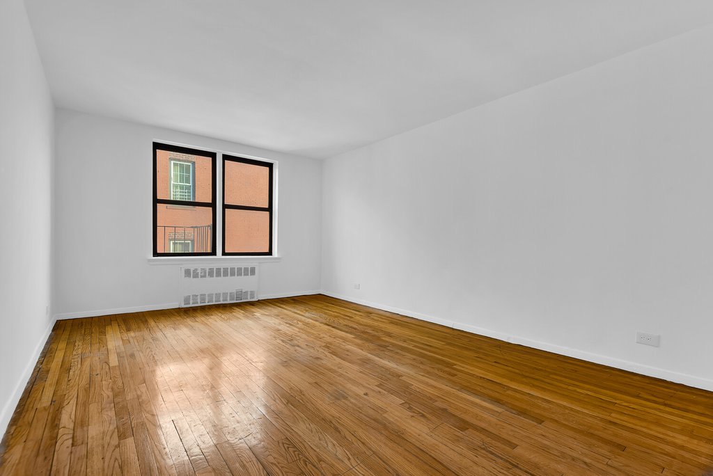 2830 Briggs Avenue, Unit 5B photo 4