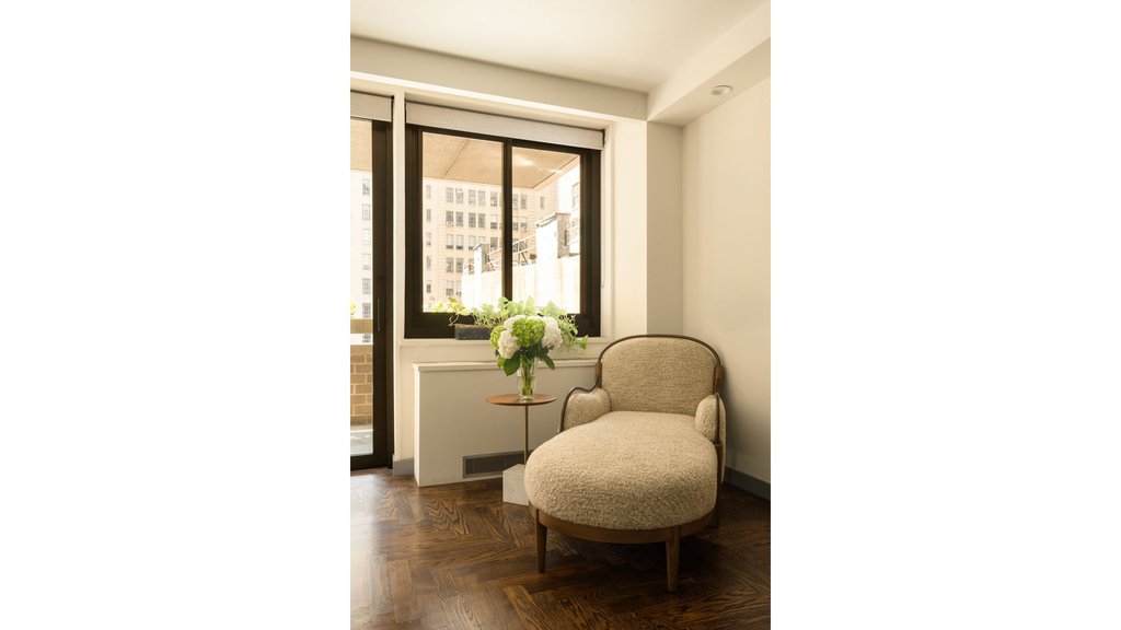 347 West 57th Street, Unit 6E photo 4