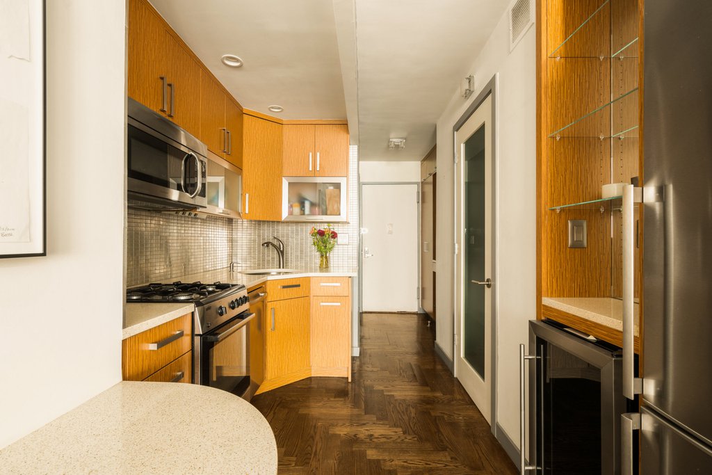 347 West 57th Street, Unit 6E photo 6