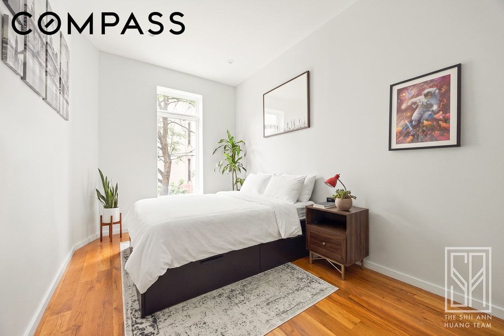 756 Saint Johns Place, Unit PARLOR photo 5