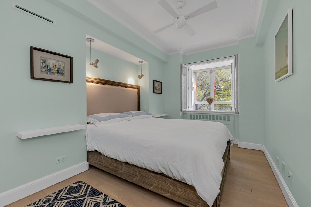 923 Fifth Avenue, Unit 4B photo 10