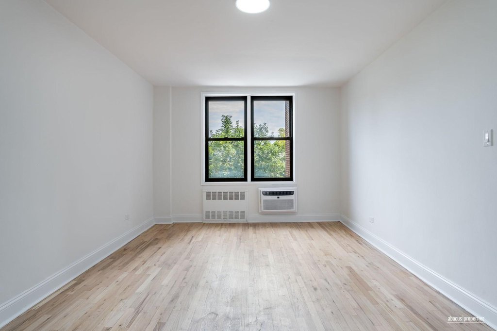 599 East 7th Street, Unit 3U photo 9