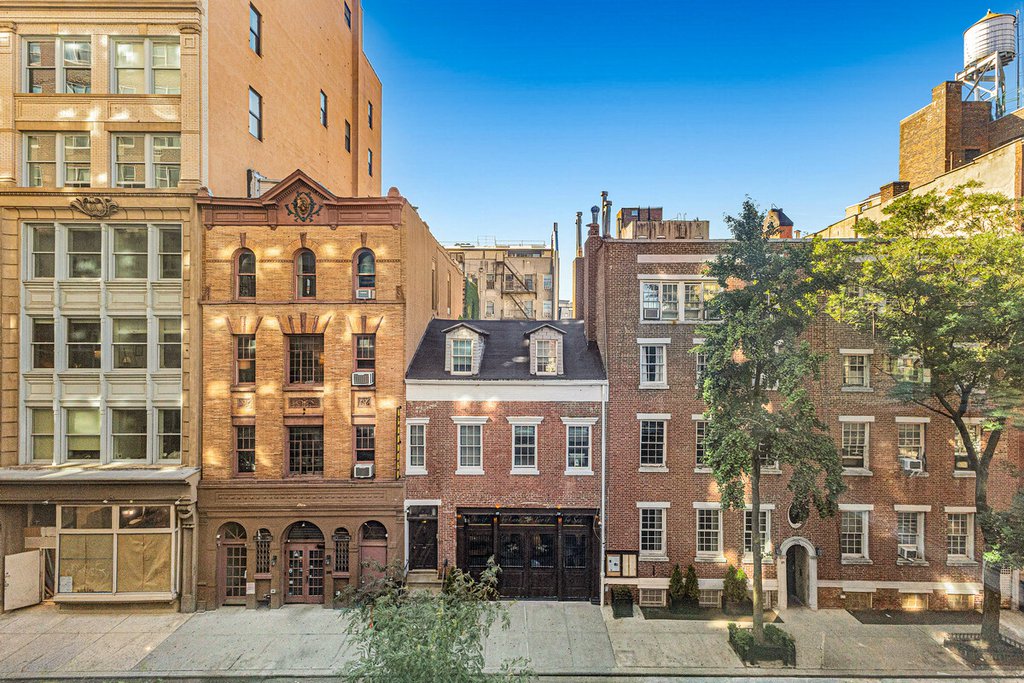 3 Sheridan Square, Unit 4D