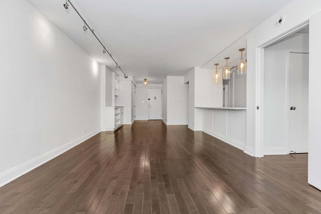 3 Sheridan Square, Unit 4D photo 8