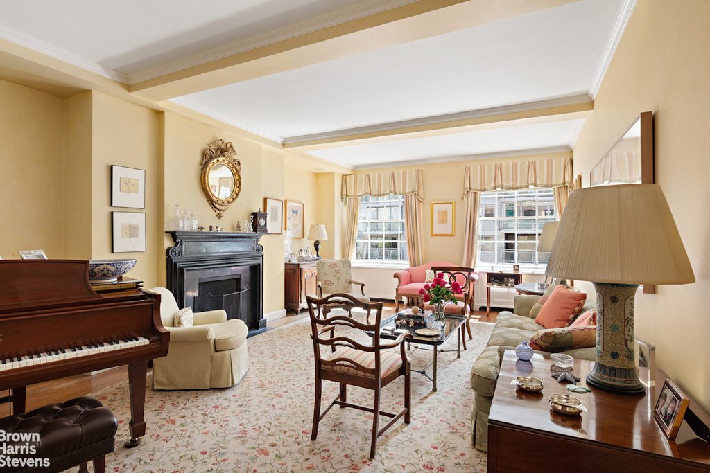 131 East 69th Street, Unit 7A photo 2