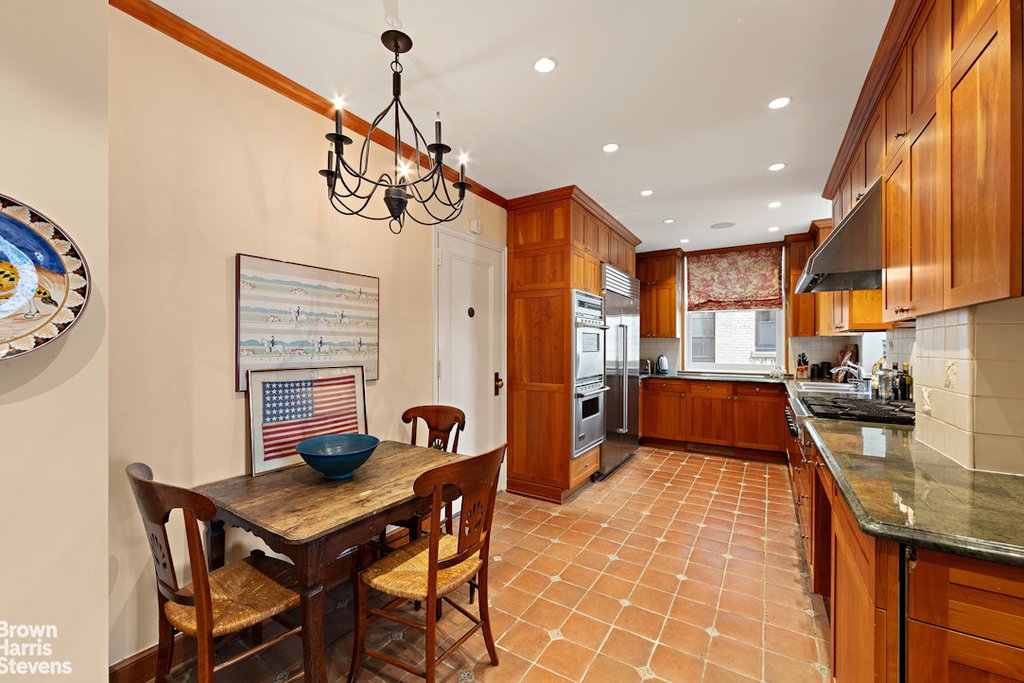 131 East 69th Street, Unit 7A photo 8