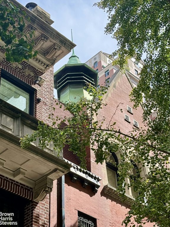 131 East 69th Street, Unit 7A photo 11